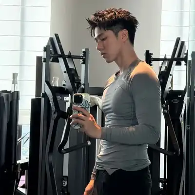刘翔俊