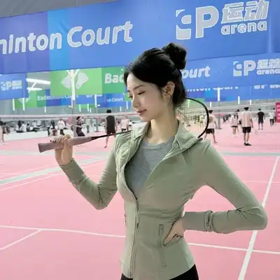 卢彤